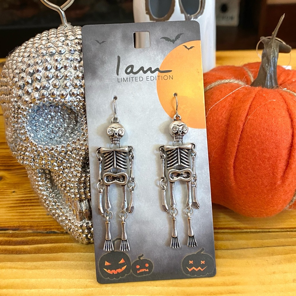 🎃Halloween Skeleton Tassel Earrings From I Am Jewelry🎃